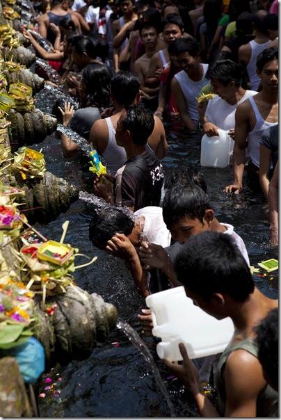 Purification at the water temple_1280_for_Web